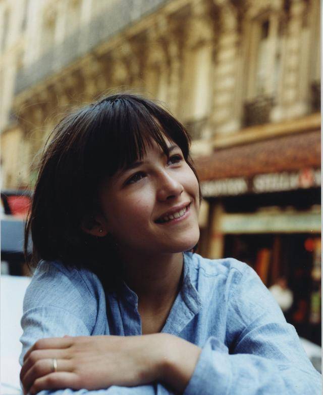 《初吻》:不尬吹,是对青春最起码的尊重_爱情_苏菲玛索_电影