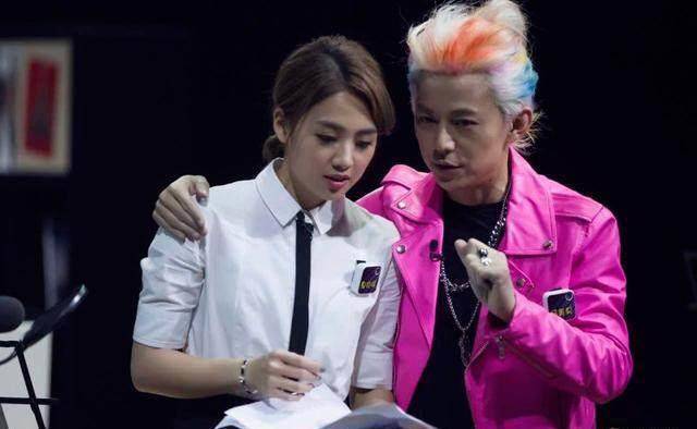 何炅走上汪涵的老路_郭雪芙_王鸥_质疑