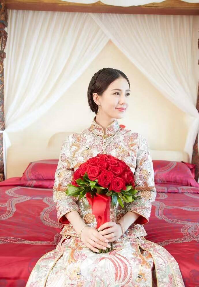 刘诗诗新娘婚纱照图片图片