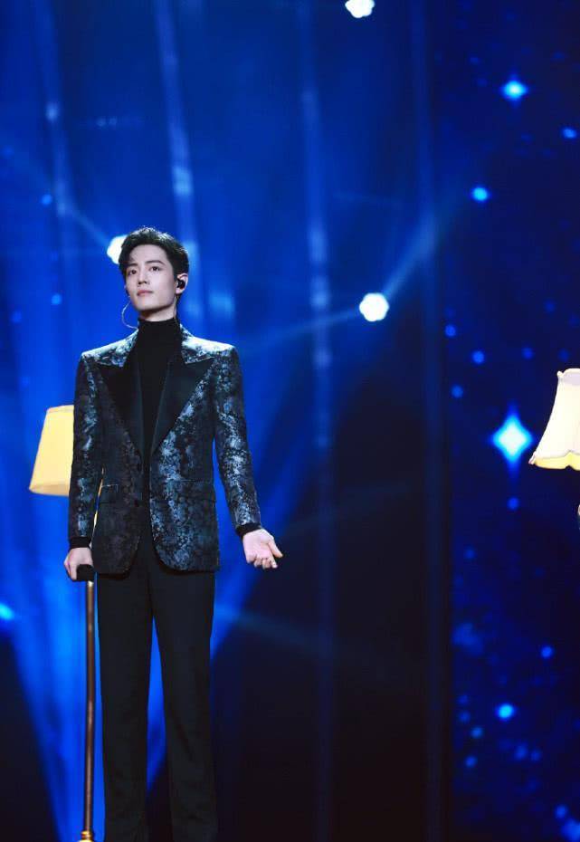 曾是朱一龙的职黑,10个月被炸号9次_进行攻击_风车_言论