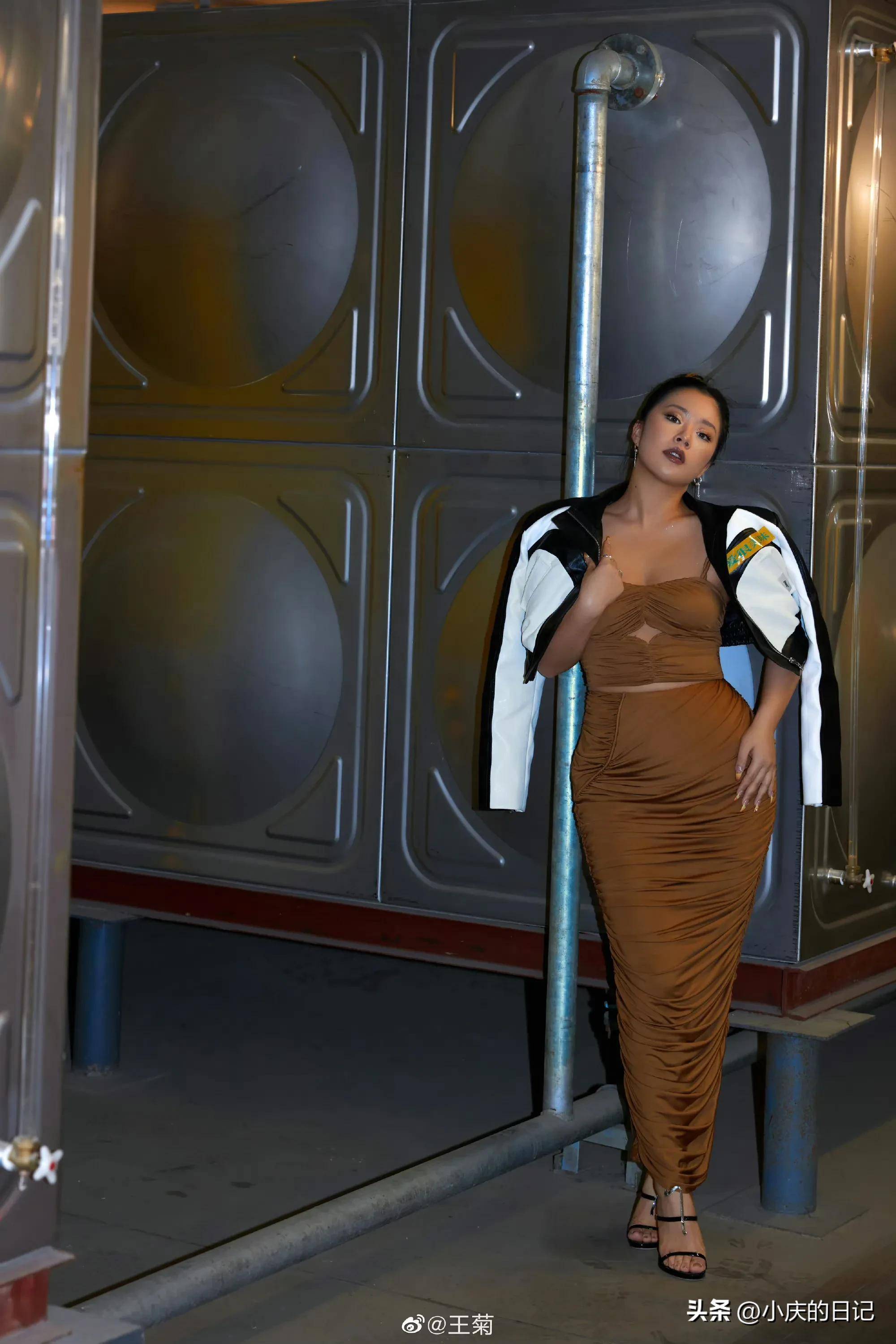 王菊的减肥路程十分坎坷,胖似乎是一种原罪_时候_身材_身体