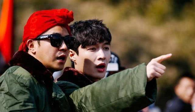 看到热巴,邓伦后,网友们开始暗自窃喜_节目_组合_cp