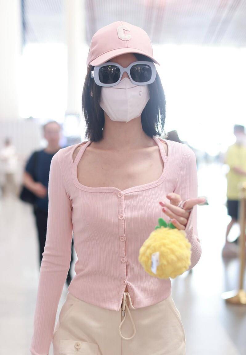 毛晓彤谭松韵刘浩存很会穿搭,柳岩沈梦辰惊艳到我,娜娜接地气!