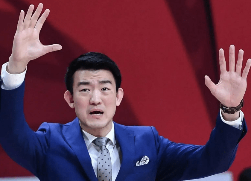 遭篮协禁赛,王博消极比赛打姚明脸,获球迷支持,李春江喊冤_裁判_行为