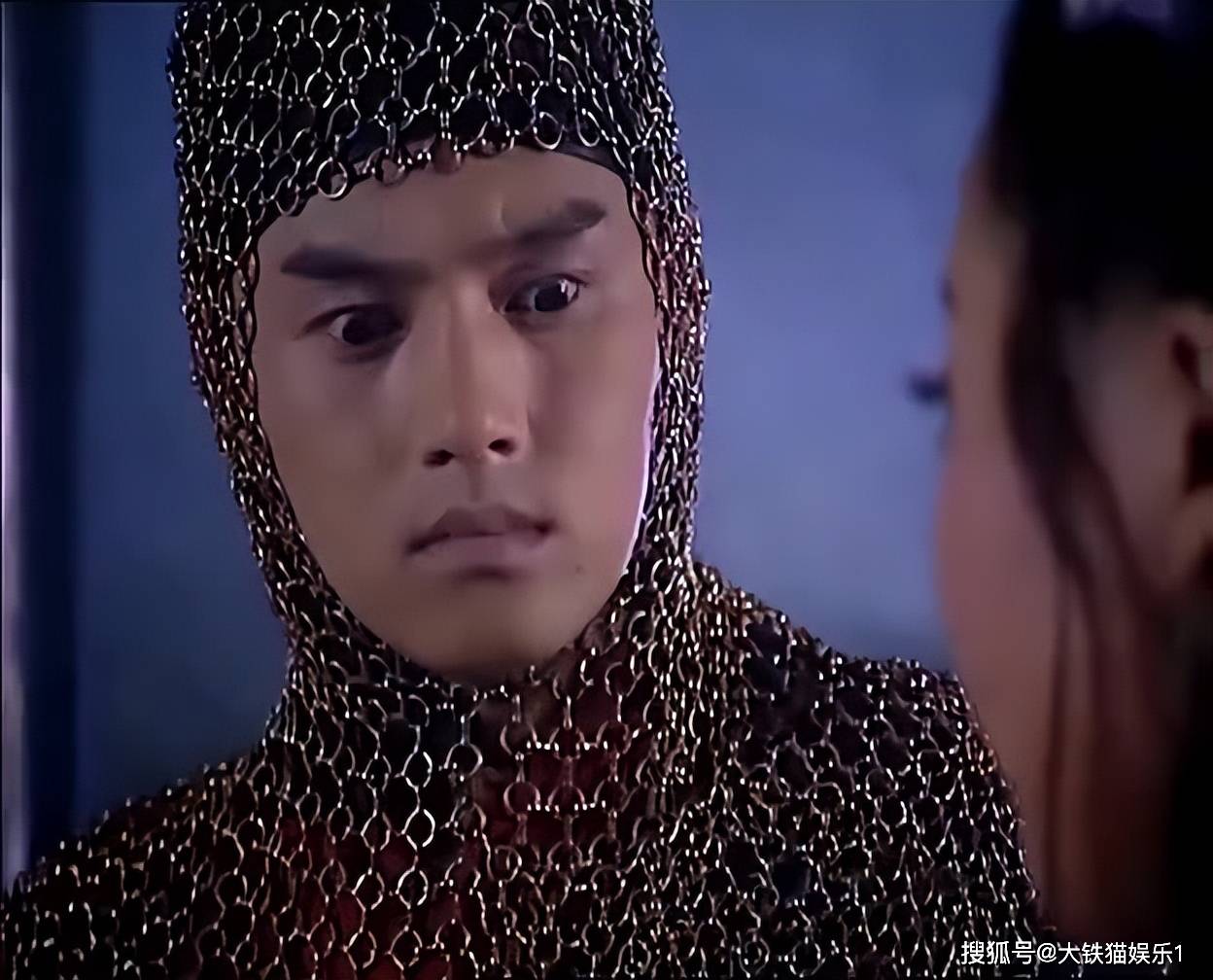 以前的造型师钱很好挣的样子,小时候光顾看帅哥,竟没发现不对劲_古装