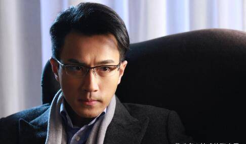 刘恺威在tvb发展期间,还参演了包括《创世纪》,《鉴证实录2》,《廉政