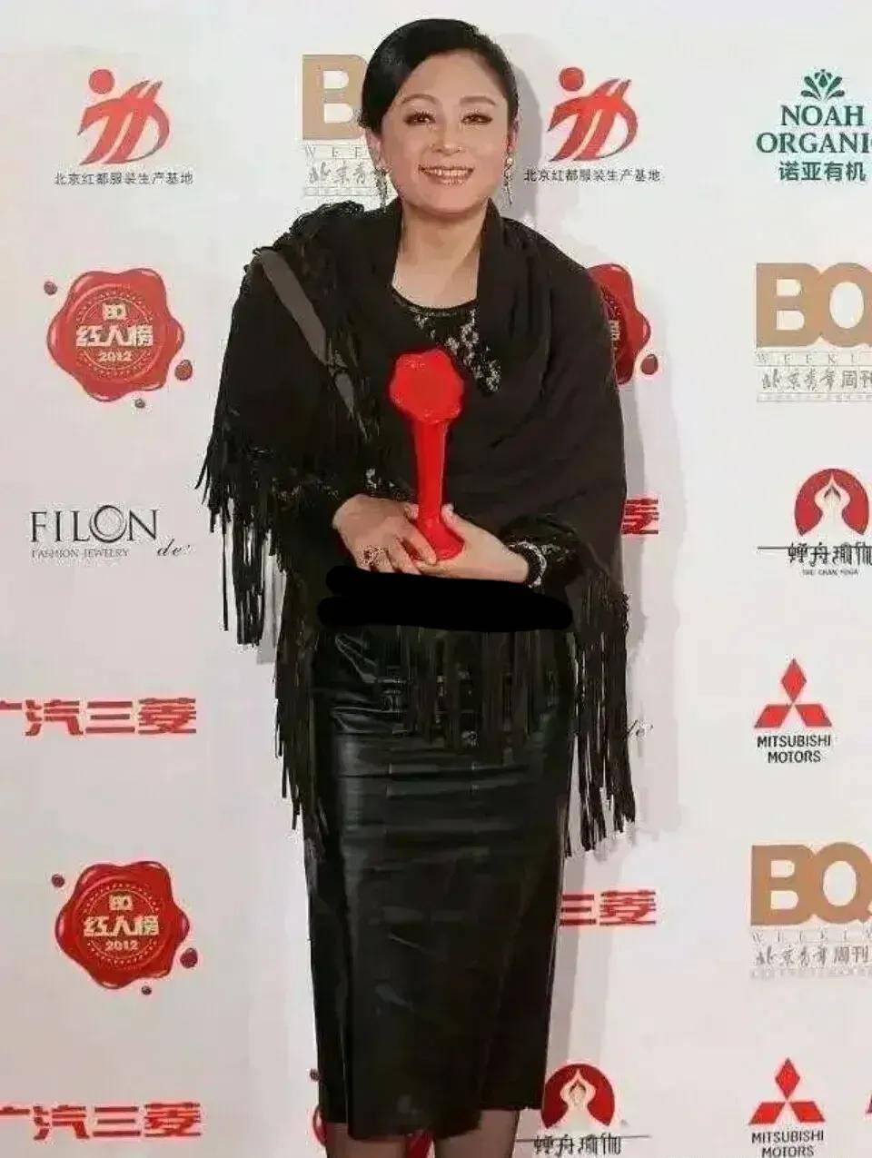 年輕時美若天仙,人過中年變大媽的9位女星,個個讓