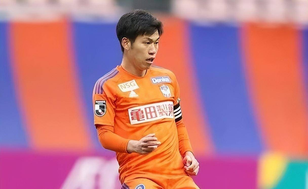 李刚1991年出生于我国.