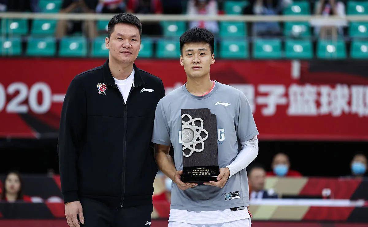 广东队三消息:徐杰当导游,马尚增肌_中国香港_马尚休_赵睿