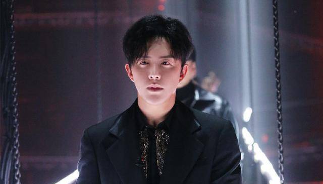 李云迪是这几位星二代的钢琴老师,这几张合影如今让人唏嘘_艺术_邓超