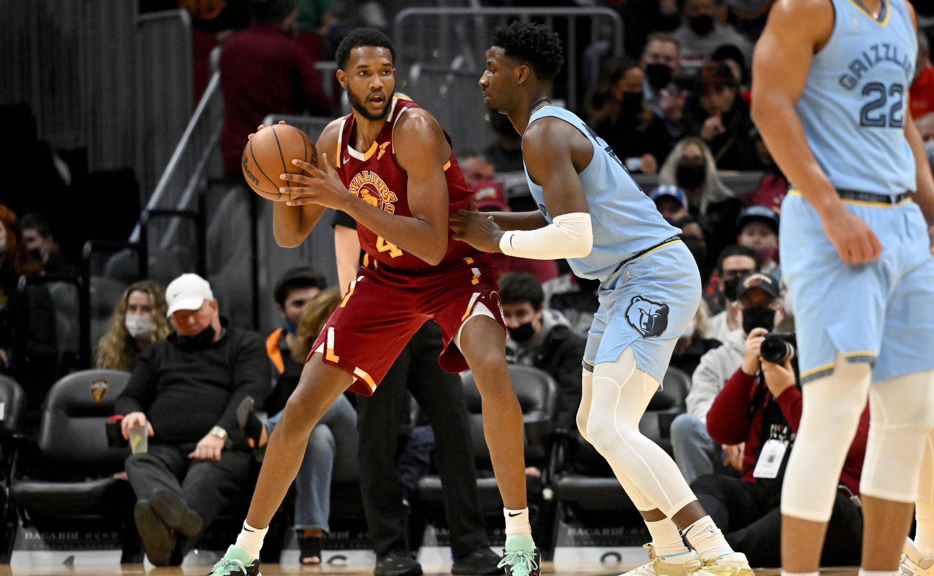 克城空降超级得分手,莫布里转型蓝领角色_骑士_进攻_赛季