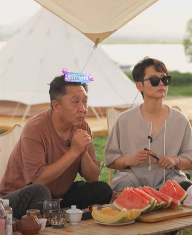 德云社孟鹤堂发文,晒写真照引热议,孟哥的新年礼物属实很特别_于谦