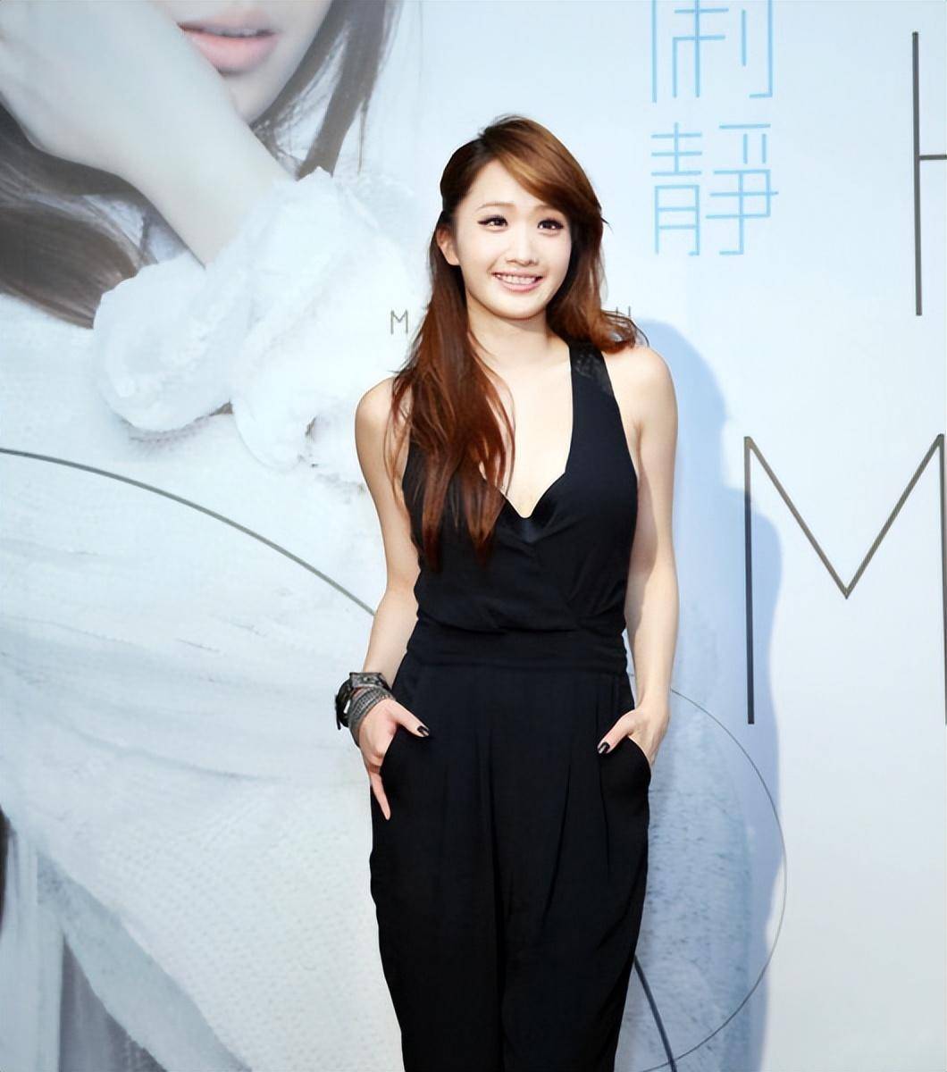 朱俐静:40岁癌症去世,自己定墓园和寿衣,病期遭12年男友抛弃_台北