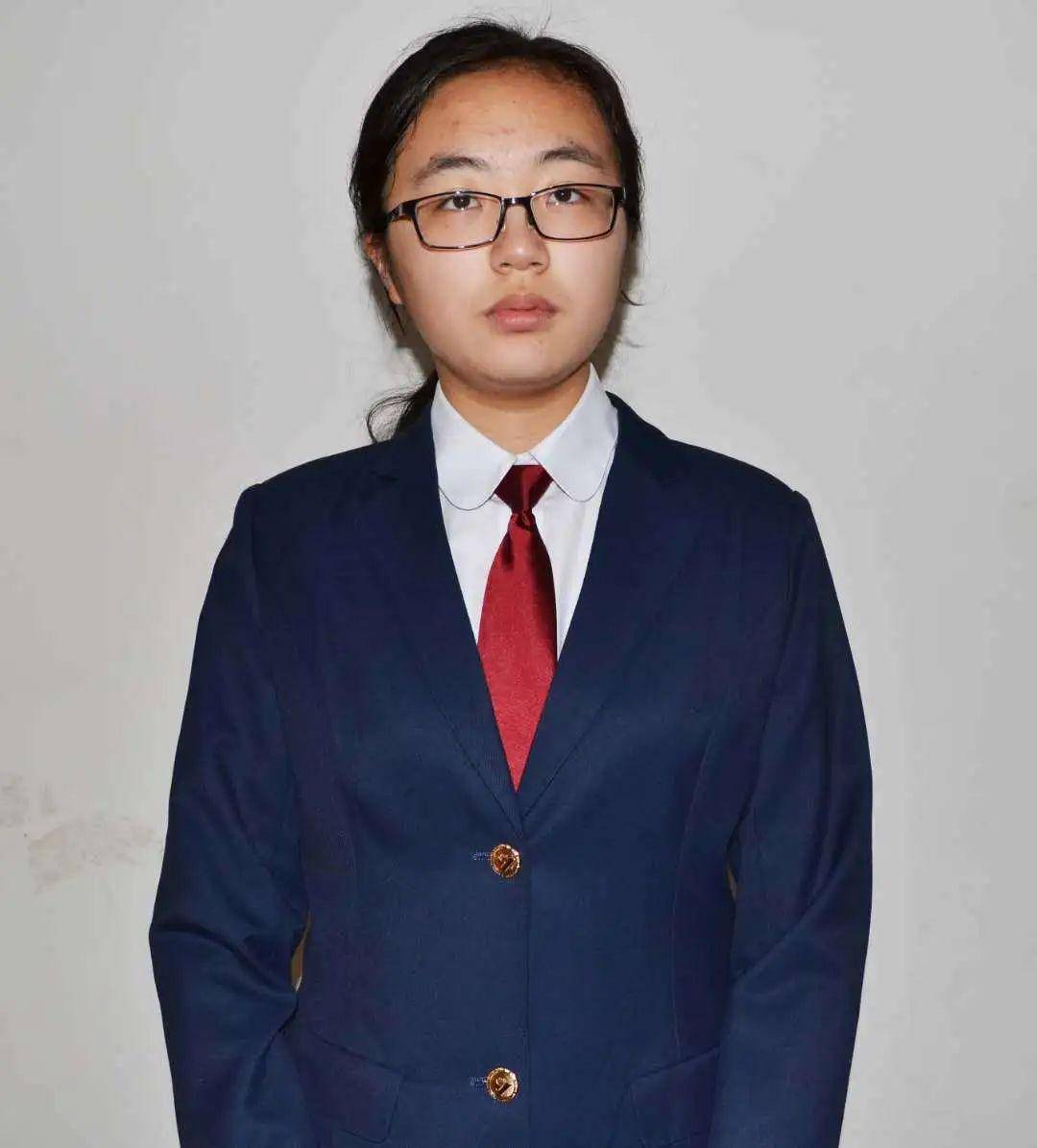 思想激荡碰撞灵感轻舞飞扬人大附中分校初一年级云端演说家