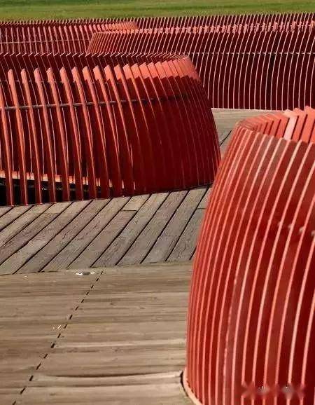 玩坏了的创意栏杆