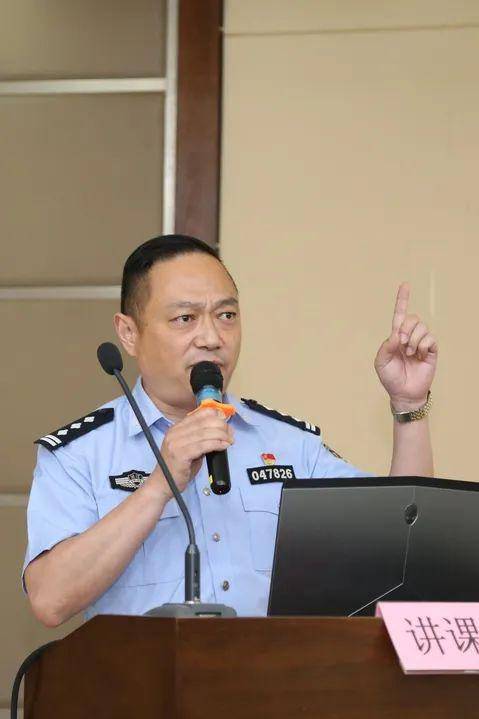 有铁骨,有柔情,直击桐乡公安微党课大赛