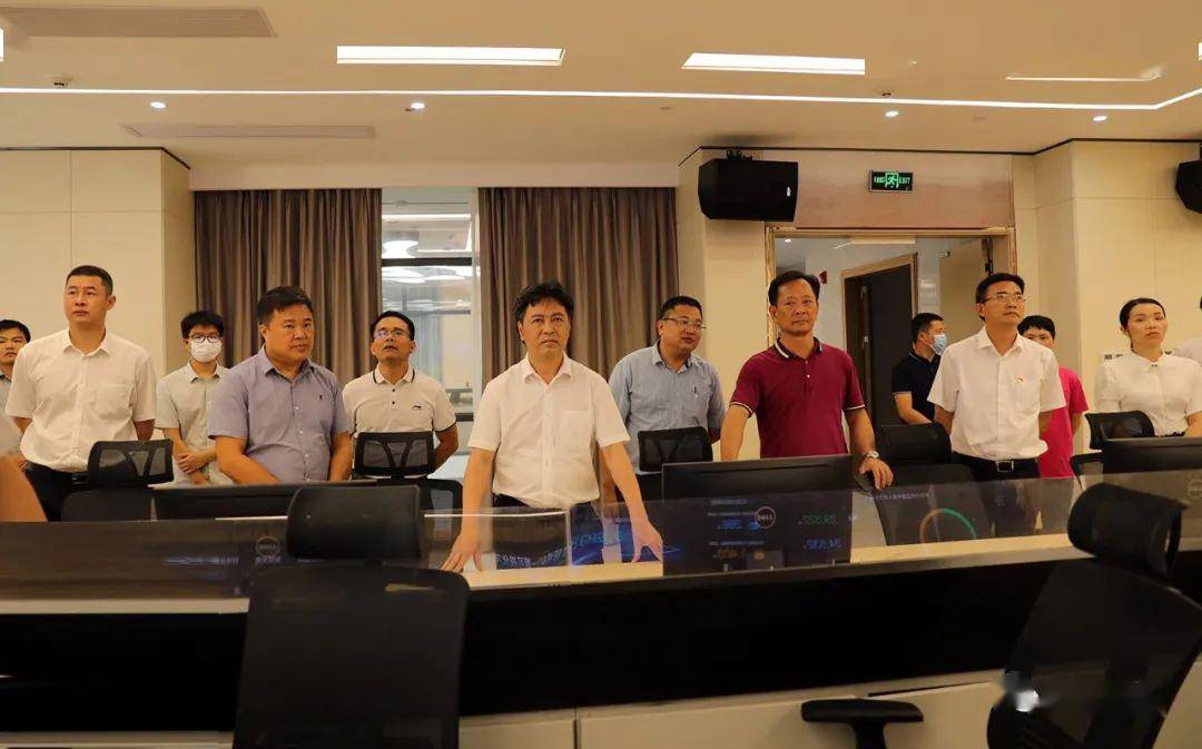 林海武调研廉江新型智慧城市工程