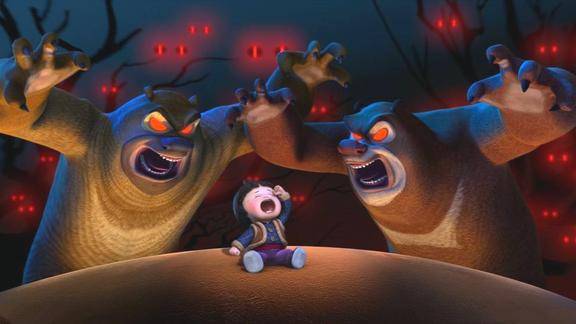 熊出没出现了恐怖事件熊二下半身突然消失月亮变成鲜红色