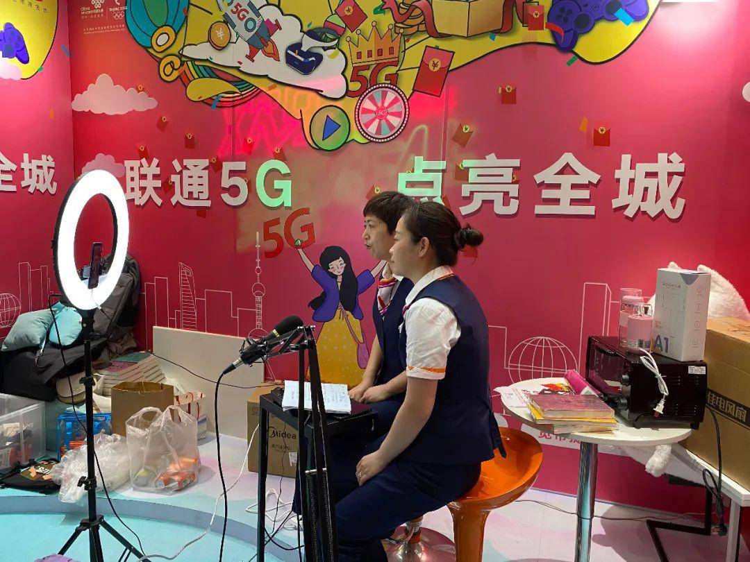 上海联通人工客服电话多少号码啊 上海联通人工客服电话多少号码啊