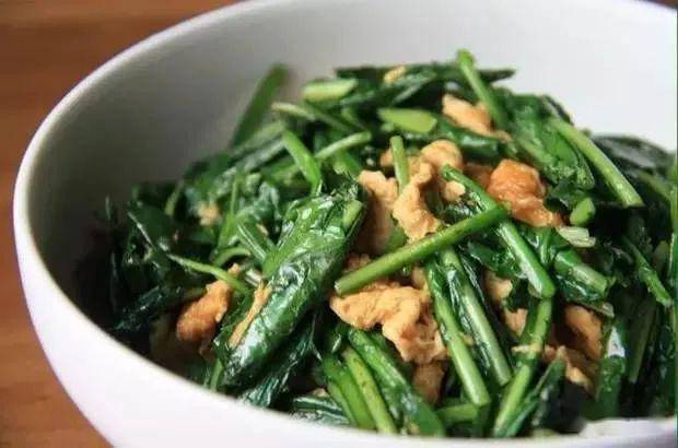 蒲公英炒肉丝