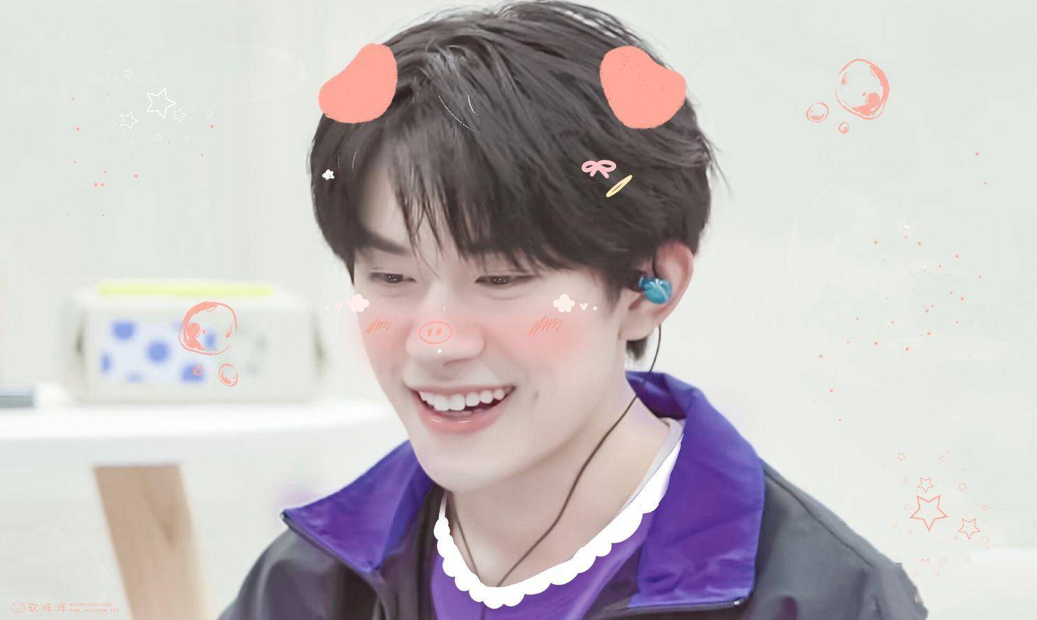 饭修易烊千玺可爱图照合集兔兔烊与猪猪烊双重上线