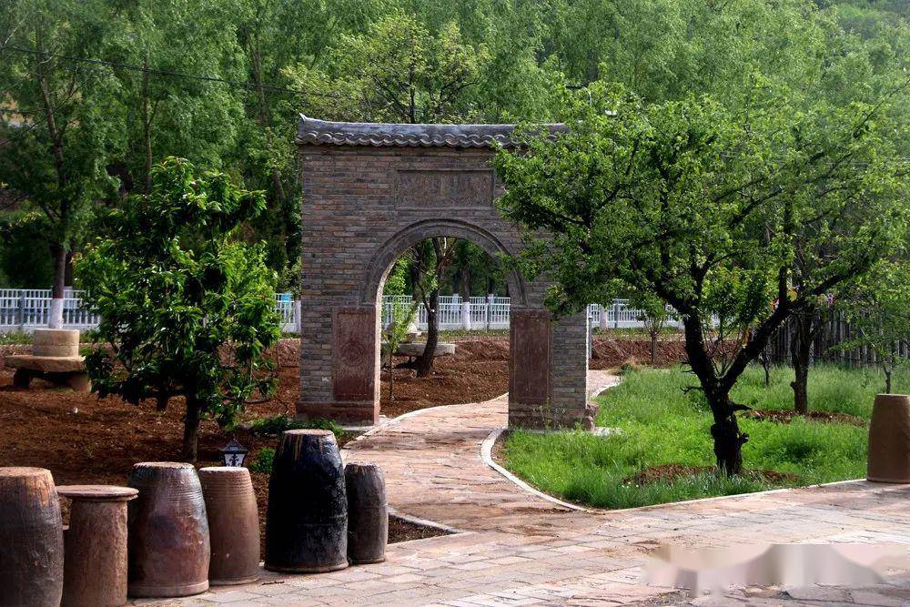 休闲乐园乡村文化广场改革开放以来,樊村河乡在沁水县委,政府的正确