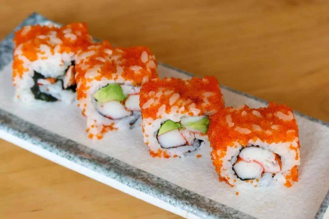 用料非常舍得,轻轻一夹就是一大堆鱼籽,吃的每一口都是满足