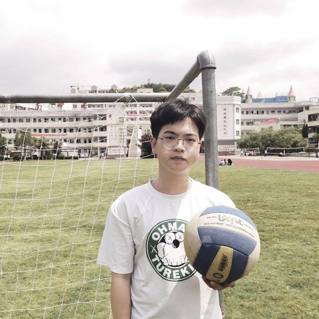 职校之星┃陈世荣修立身才能承一世荣华