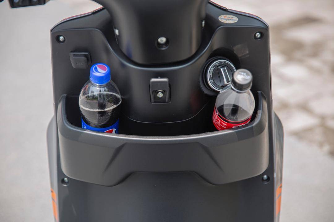 雅迪t9测试报告:高性能运动电轻摩,不负max之名!