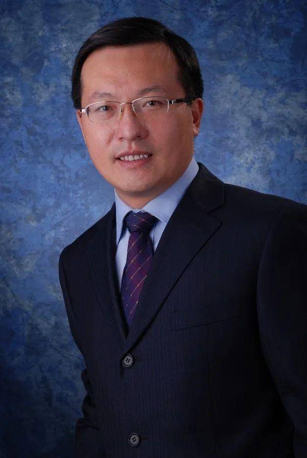 李东红