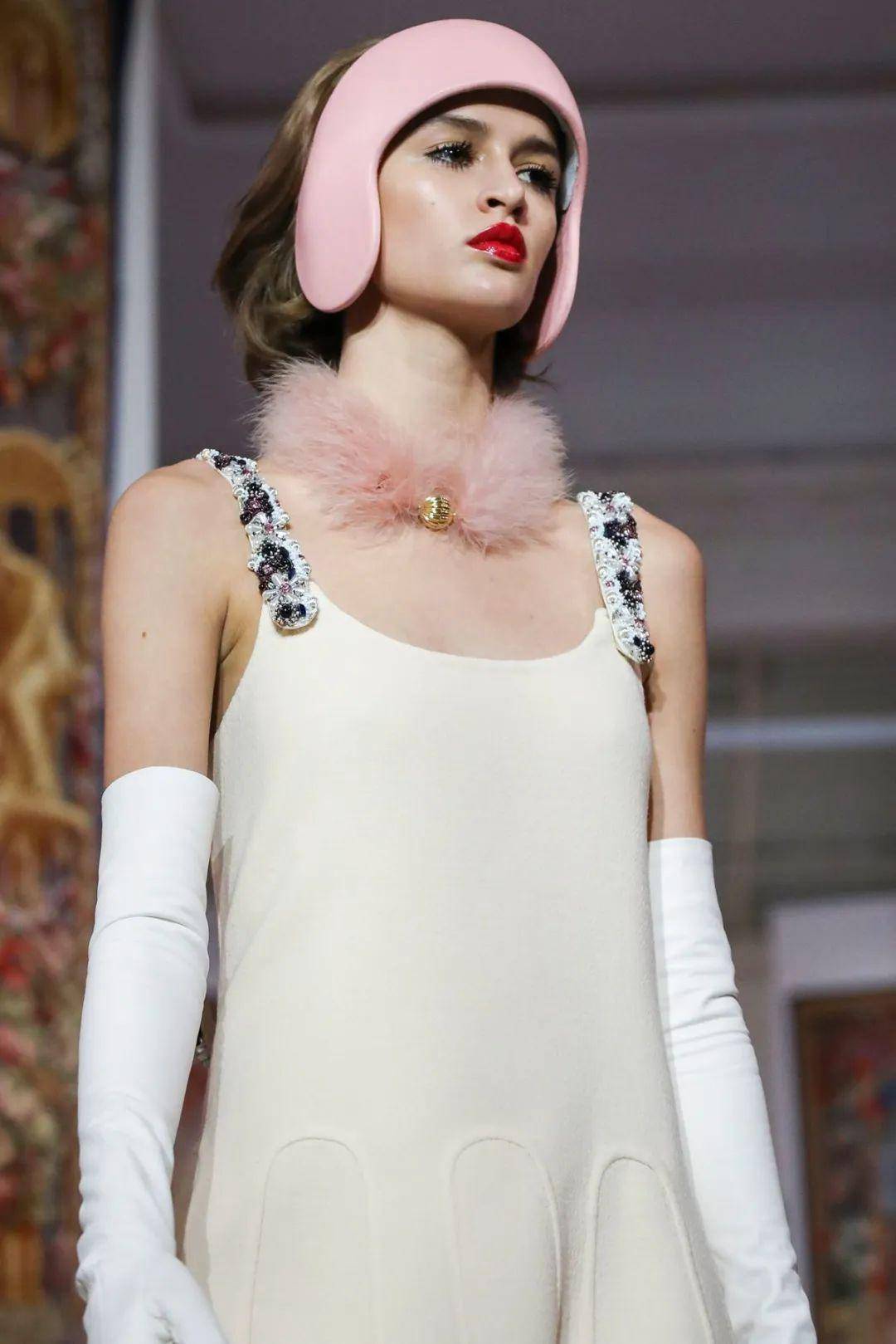 2021春夏流行趋势:8大女装设计细节