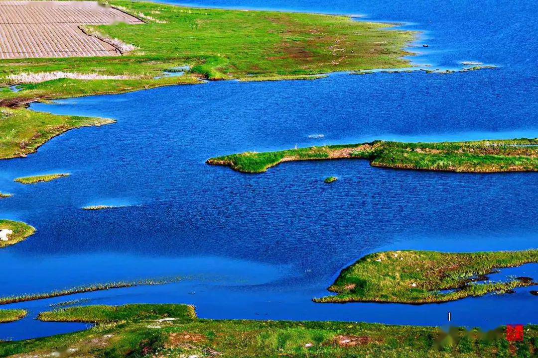 伊雷木湖,让我轻轻打开你的心扉,不负韶华,不负可可托海山水之美!