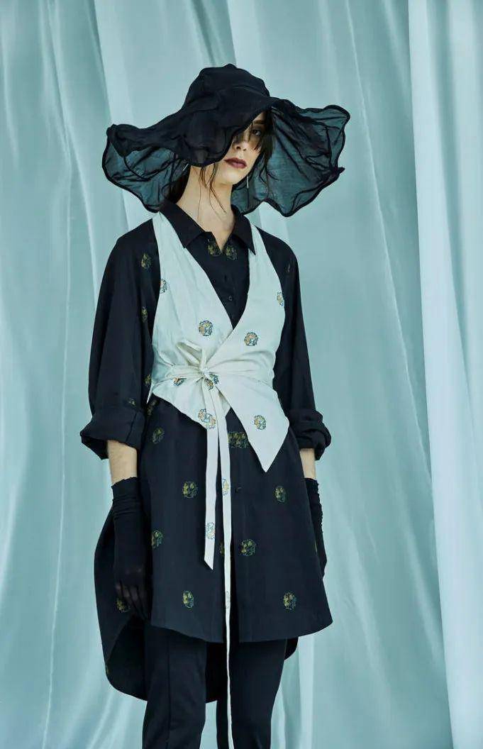 2021春夏流行趋势:8大女装设计细节