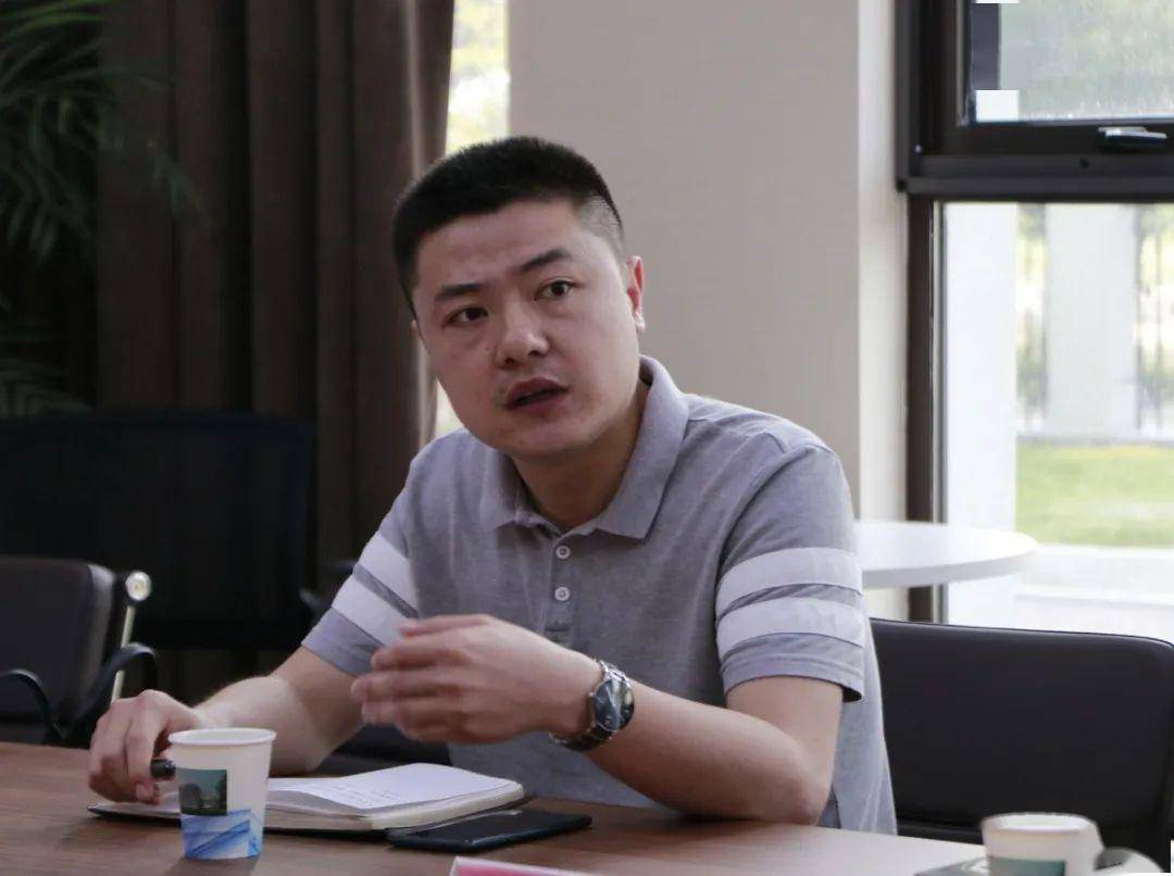 后白镇党委副书记,镇长任刚讲话后白镇党委书记张明飞讲话在认真听取