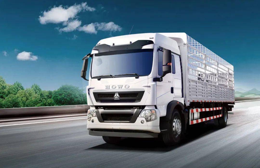 绿通王者全新一代豪沃tx高顶双卧六米八载货车震撼上市