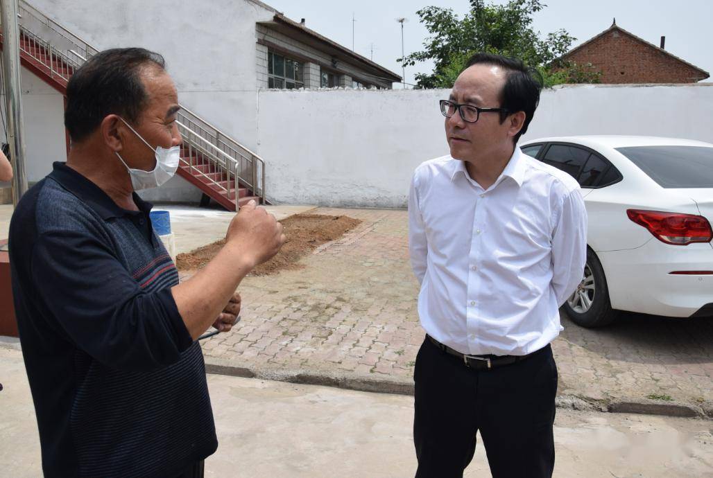 就这些重点工作,区委书记董立群实地走访调研