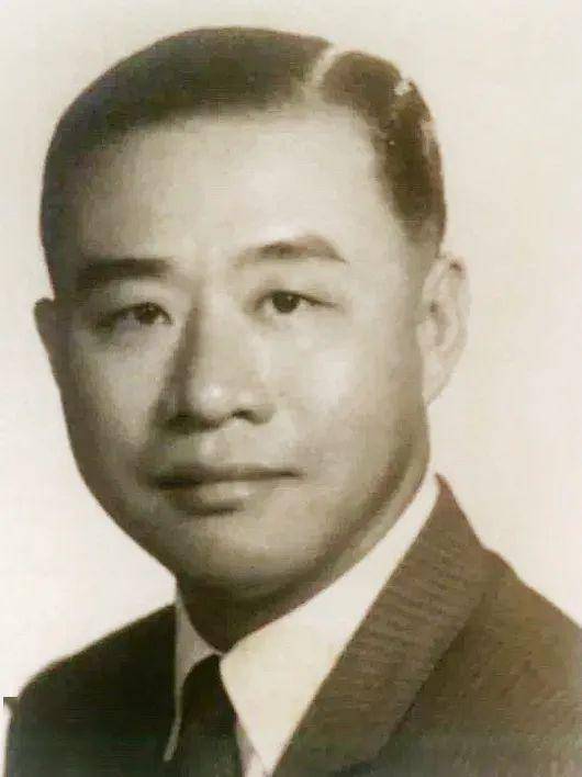 本专场中lot4620-lot4630皆源自陈玉阶先生旧藏,其中不仅有北方著名窑