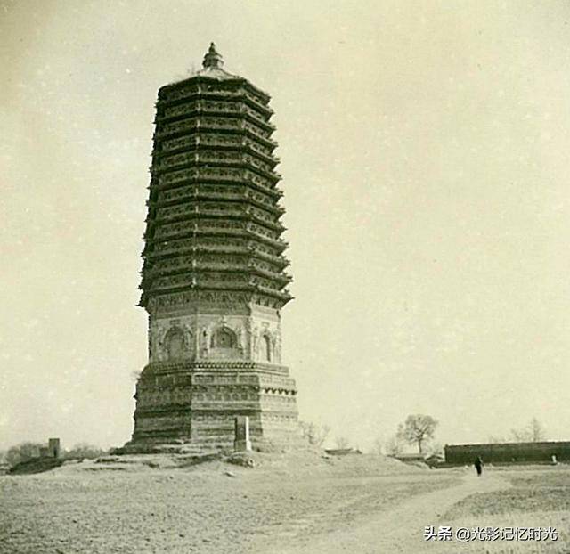 民国老照片1941年的北京玲珑塔八里庄塔