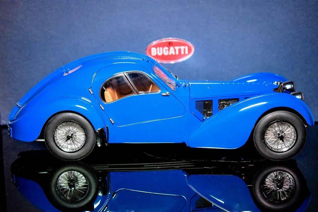 一个美丽的蓝色传奇——布加迪 57sc atlantic大西洋