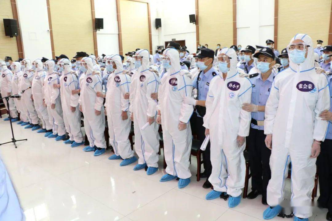 杨建华等37名被告人涉嫌黑社会性质组织犯罪案一审公开开庭审理