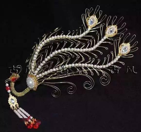 87版 红楼梦 里的名贵珠宝首饰您都能认清么 爱乐网