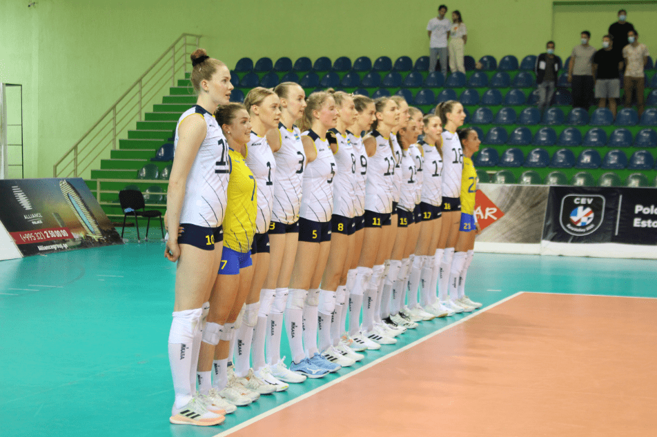 哈克发球连续得分2021年欧锦赛资格赛对阵格鲁吉亚女排