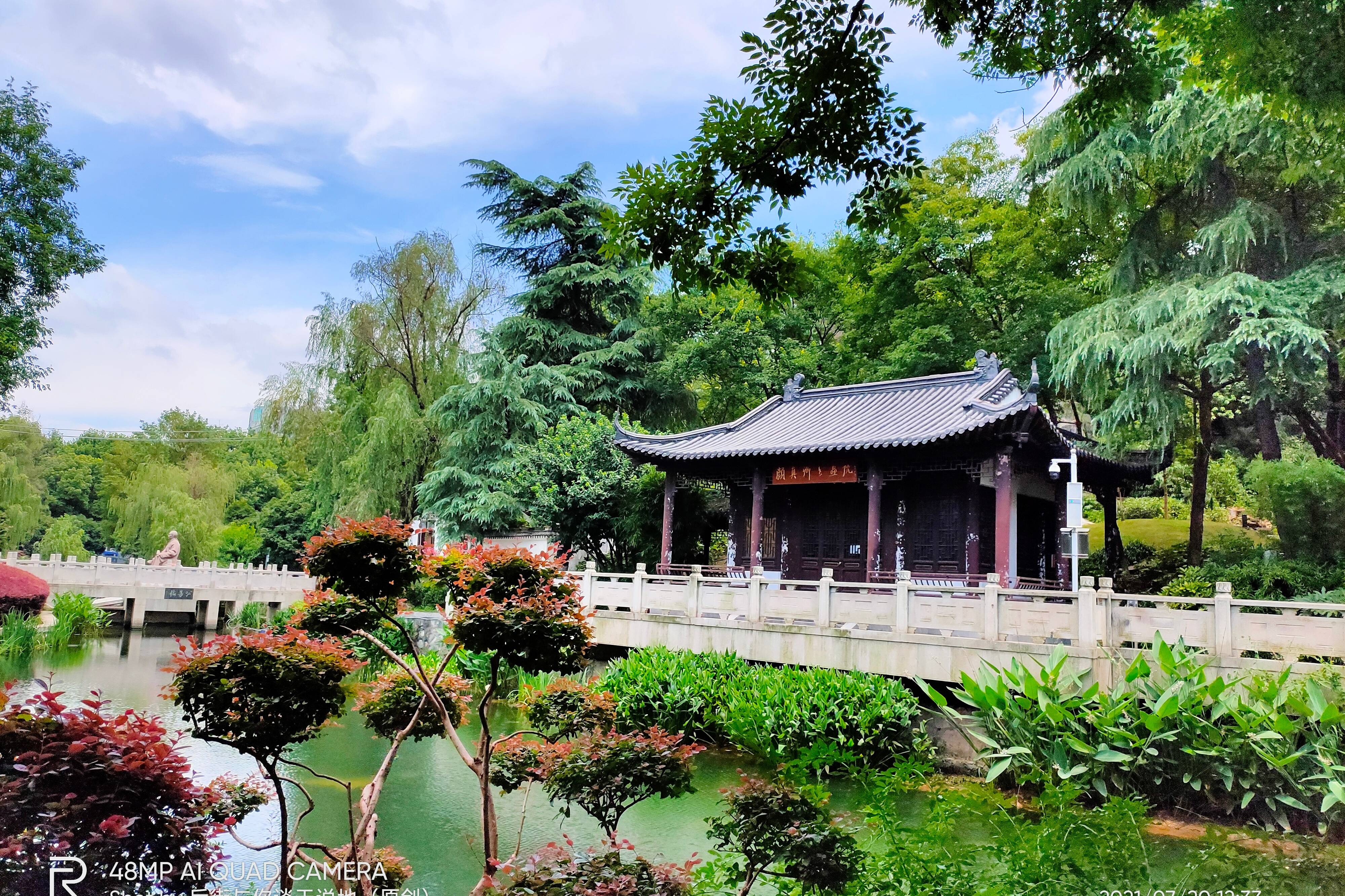 充满历史传奇的小众公园南京城西乌龙潭