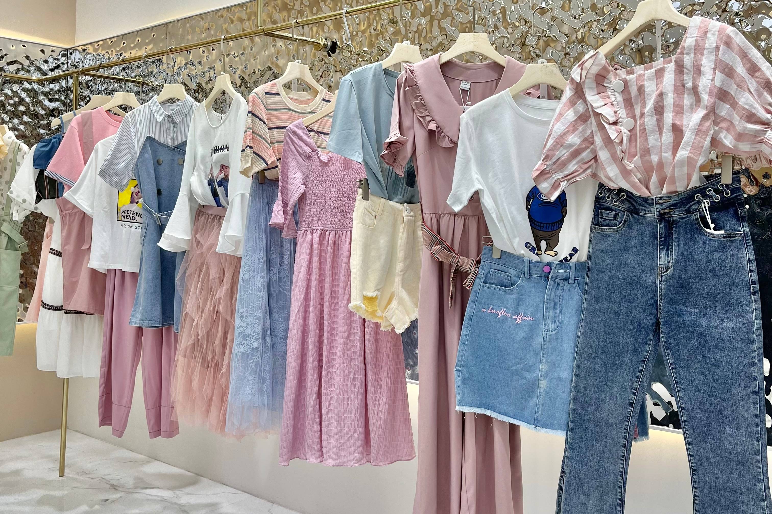 一线品牌女装有哪些名字,一线品牌女装排行榜前50名-第2张图片-潮百科