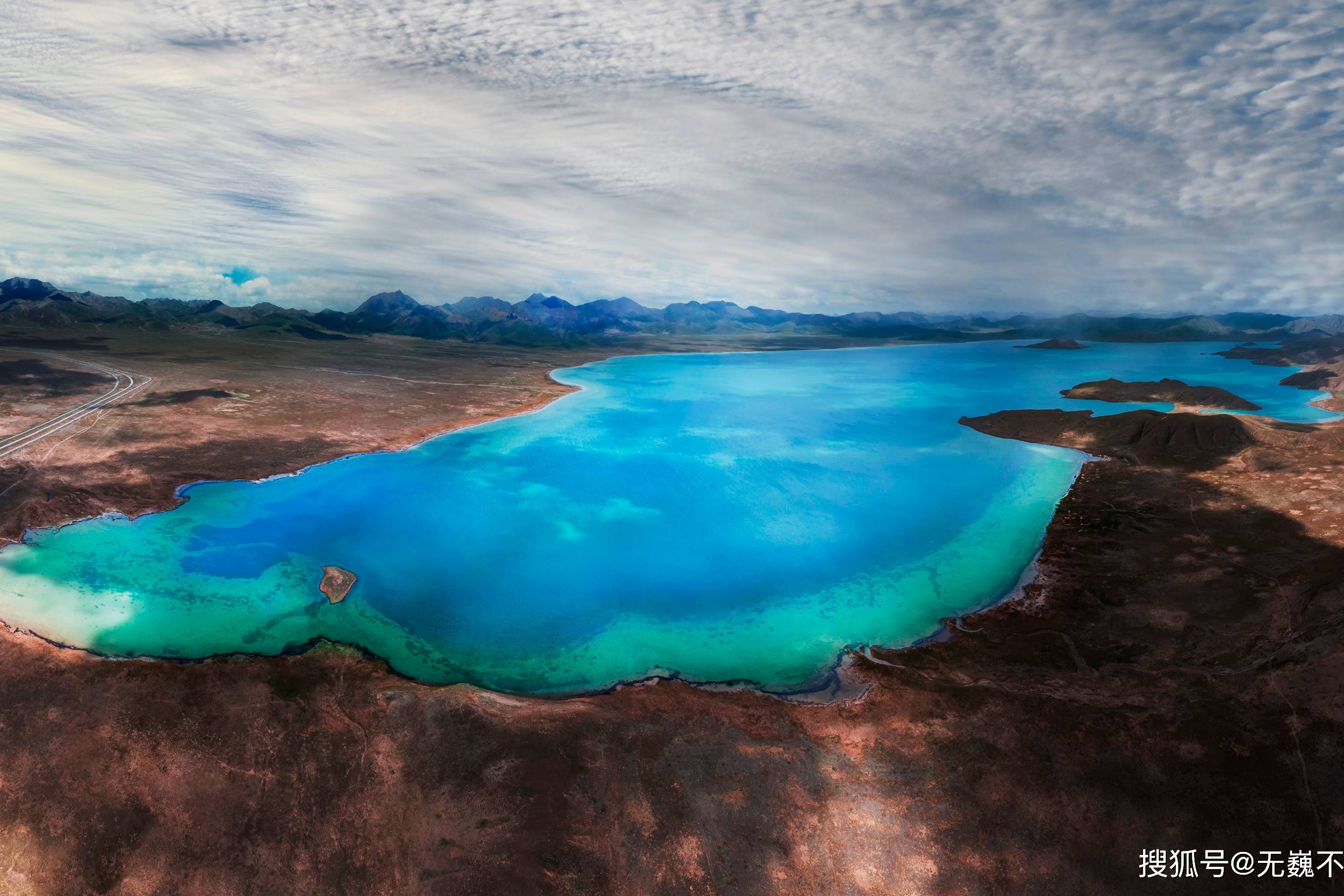 航拍青海豆措:传说中的苦海,竟然如此美丽_苦海_青海
