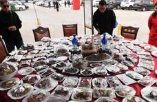 一桌“满汉全席”126道菜，海参鲍鱼猴头全有，价值百万却不能吃