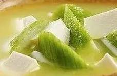 夏季丝瓜就应该这样吃，低脂低热，吃出好身材！