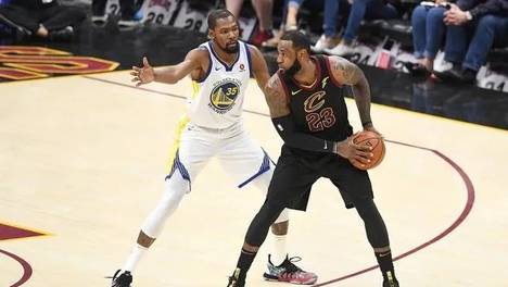 詹姆斯杜兰特领跑30+得分榜！都2022了，NBA仍然属于他们！