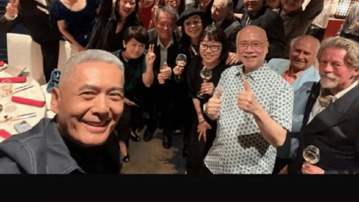 67岁周润发已经老得认不出，他还扬言捐献家产全部捐献，你怎么看？