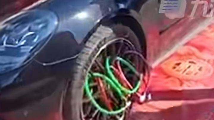 婚车被上四十把锁，是风俗习惯还是趁机打劫？